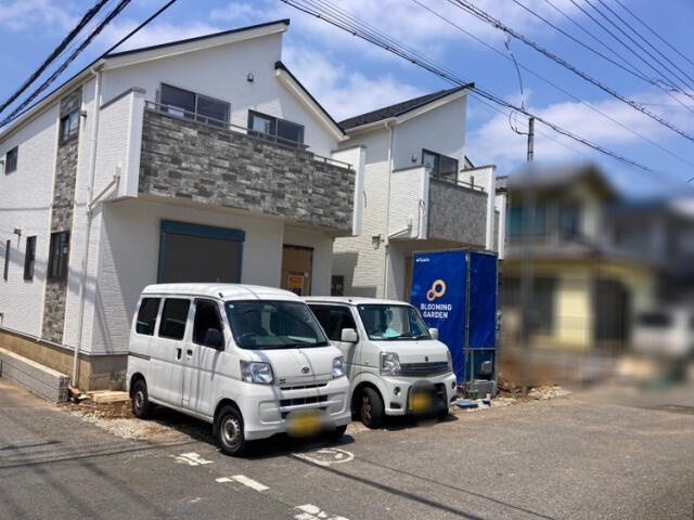 ブルーミングガーデン　柏市逆井４丁目２棟／１期１号棟の前面道路含む現地写真|★販売現地★2026.5.15撮影