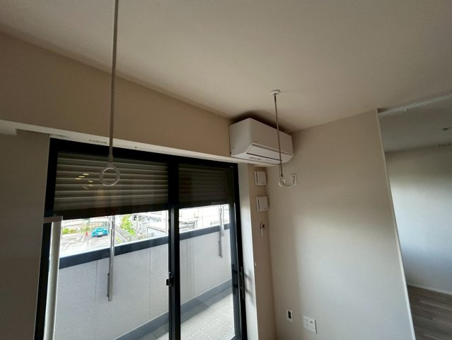 (シニア限定)シュテルン湘南の設備|防犯シャッター・室内物干しフック