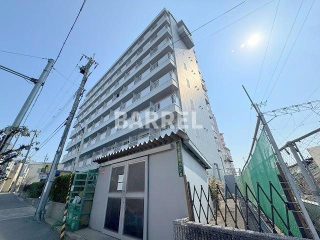 ジュネス新大阪の外観