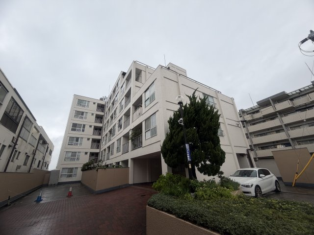 舞子コーポラスの外観