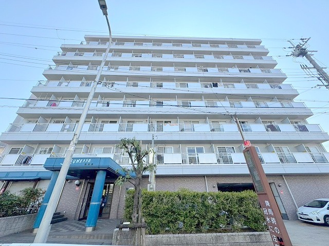 ジュネス新大阪の外観
