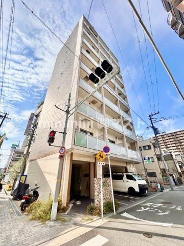 ウインズコート西梅田の外観