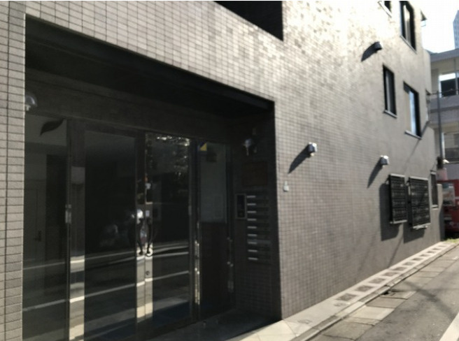 アルカンシェール三軒茶屋のエントランス