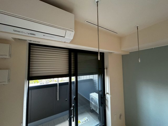 (シニア限定)シュテルン湘南の設備|防犯シャッター・室内物干しフック