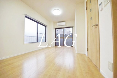 【居間・リビング】 | 山一木曽根マンション | 洋室のお部屋です。
