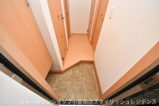 プレジャーライフYUZUの玄関