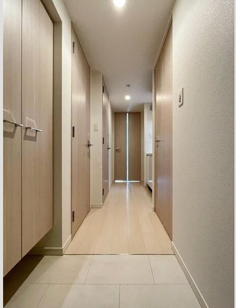S-RESIDENCE新大阪Ridenteの玄関