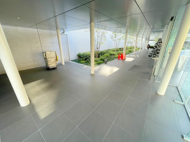 シティテラス神崎川駅前のロビー