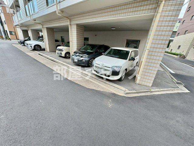 アビターレ豊前の駐車場