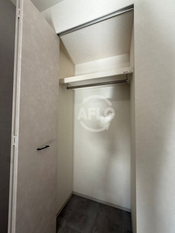 アーバネックス堺筋本町　開平小学校区の収納|アーバネックス堺筋本町　クローゼット