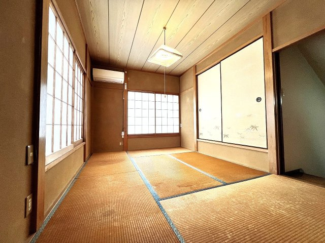 葛飾区鎌倉３丁目 売戸建の和室|和の趣を感じながら、ゆったりとした時間を楽しめる6帖和室です。