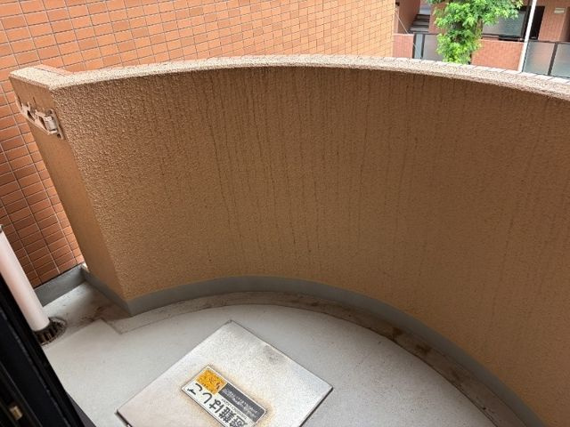【バルコニー】