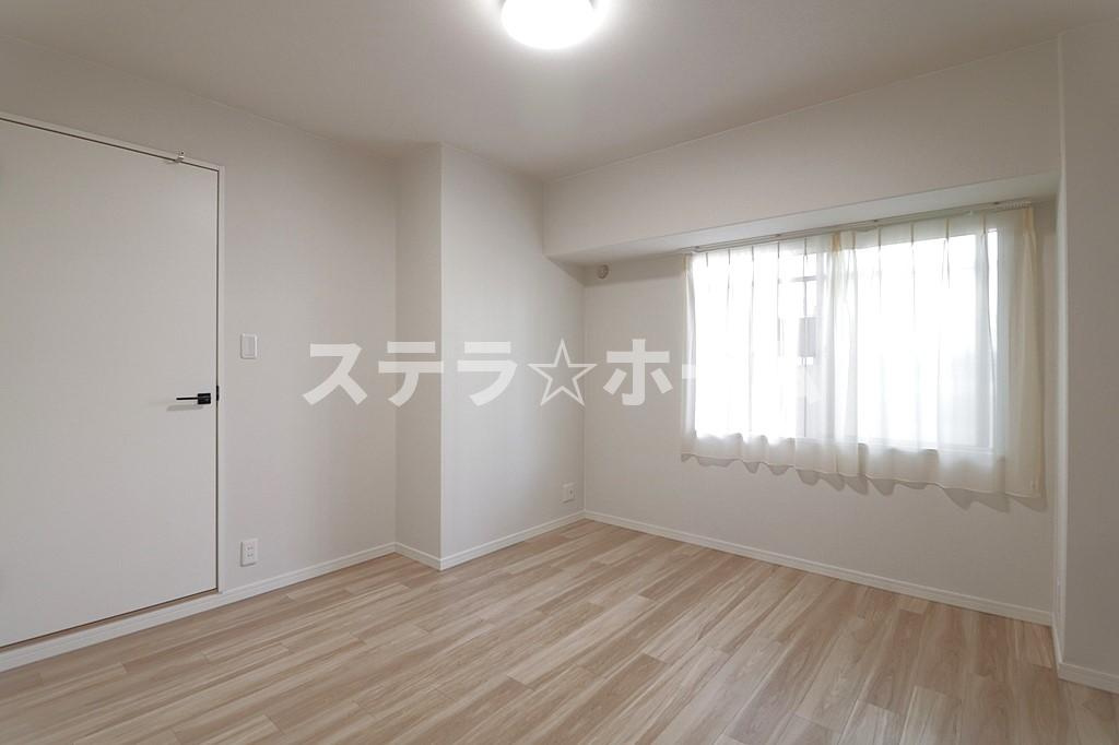 日商岩井野江マンションの洋室|ゆったりした洋室です