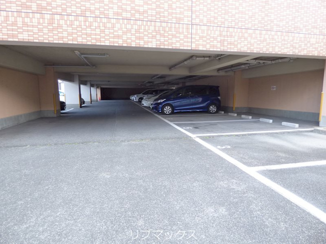 【駐車場】ルノン大森ドゥ
