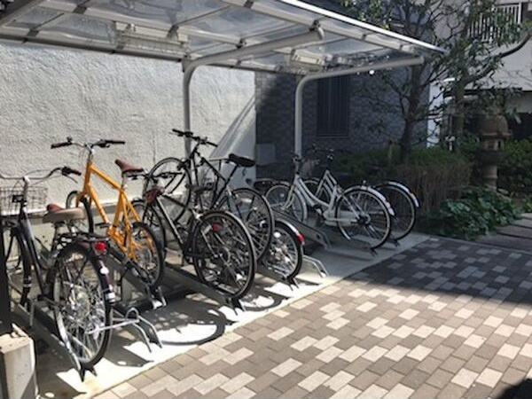 NORTH VILLAGE BIRTH PLACEのその他