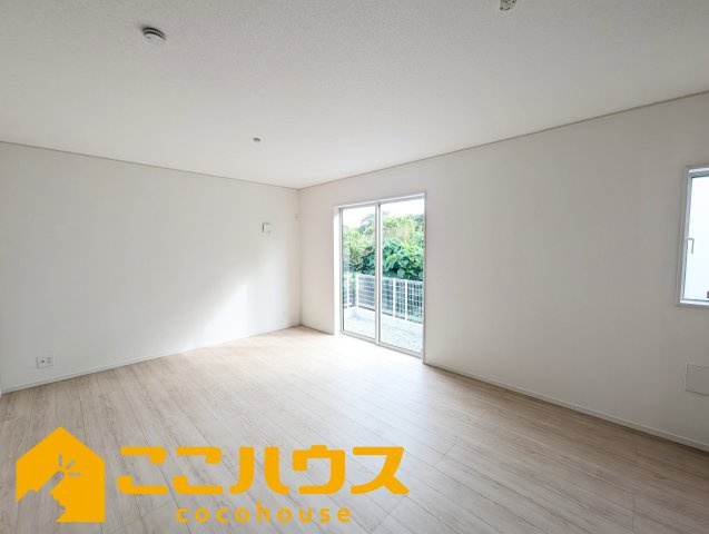 南城市佐敷伊原第2　新築戸建て　全4棟　4号棟の居間・リビング|【施工例】※同施工の別物件写真