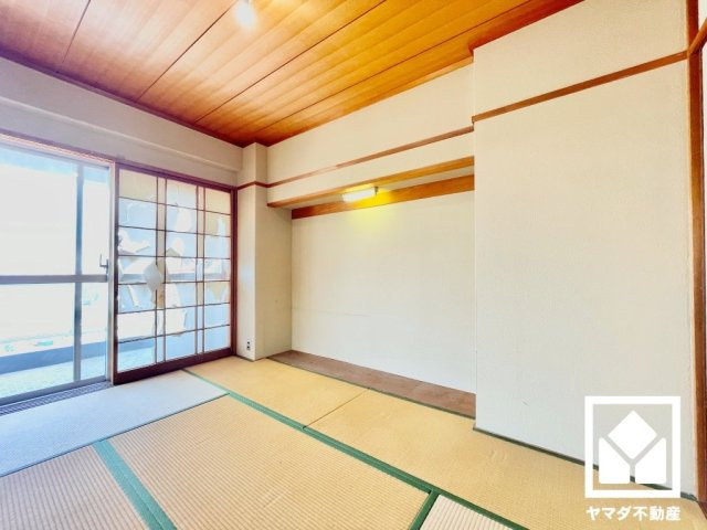 グランドハイツ甲陽園の和室