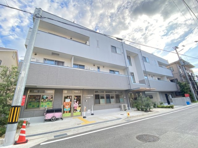 一〇館（イチマルカン）