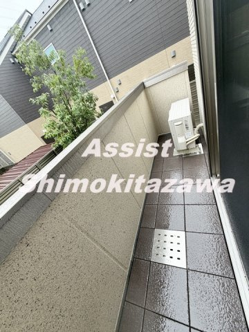 クレール世田谷のバルコニー