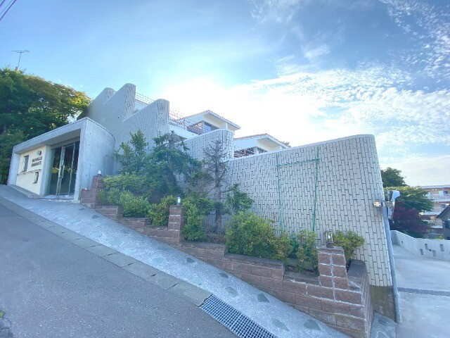 ＢＡＹＨＩＬＬＳ　ＨＡＫＯＤＡＴＥ