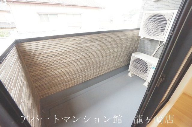ノーブル ウエストⅥのバルコニー