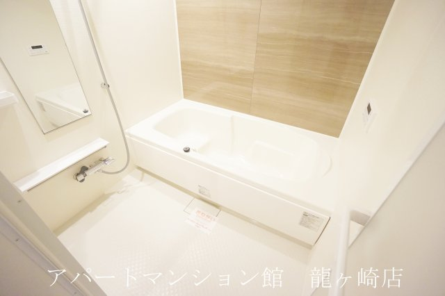 ノーブル ウエストⅥの浴室