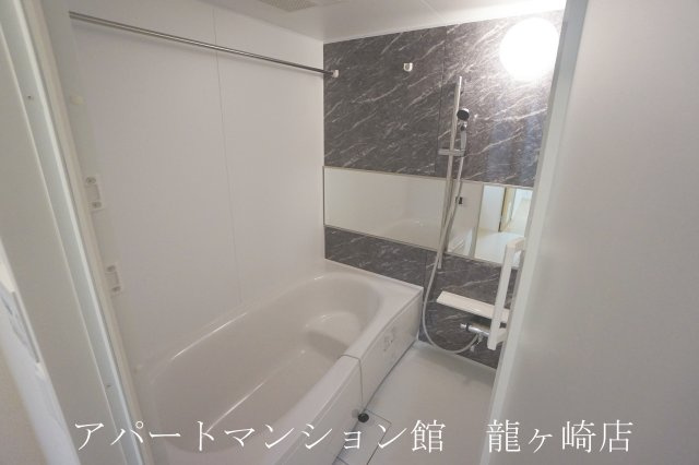 ベラカーサ　セコンドの浴室
