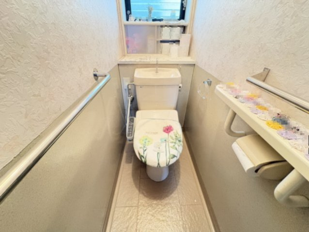 瑞穂市 居倉（美江寺駅） 2階建 ４ＬＤＫのその他|1階トイレ