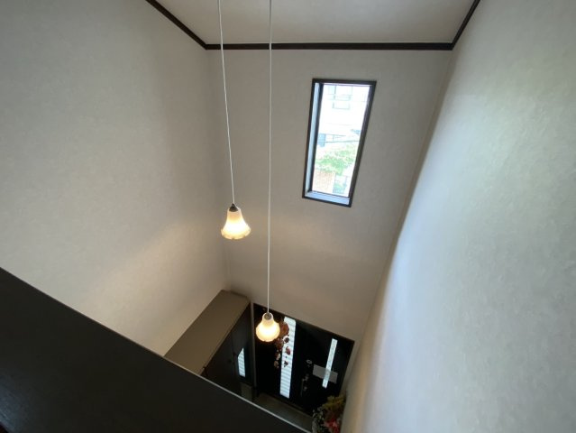 瑞穂市 居倉（美江寺駅） 2階建 ４ＬＤＫのその他|吹き抜け