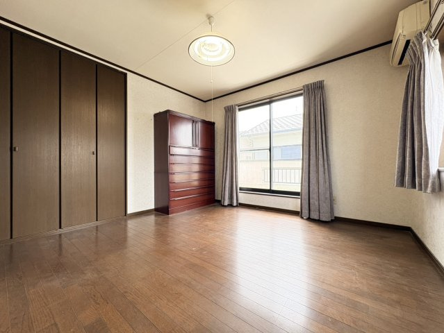 瑞穂市 居倉（美江寺駅） 2階建 ４ＬＤＫの洋室|2階洋室