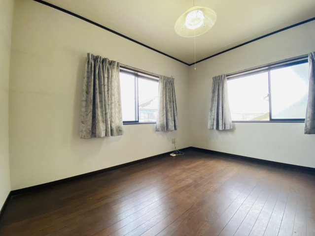 瑞穂市 居倉（美江寺駅） 2階建 ４ＬＤＫの洋室|2階洋室