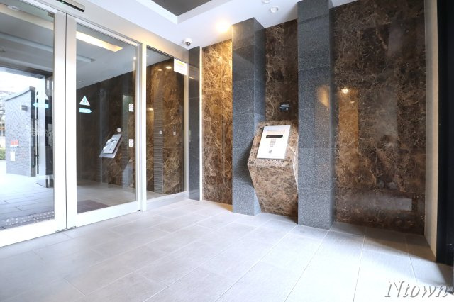 【エントランス】 | プレサンス丸の内フォート | 建物の内部です