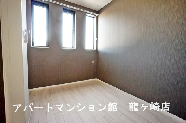 irie life （アイリーライフ)の寝室