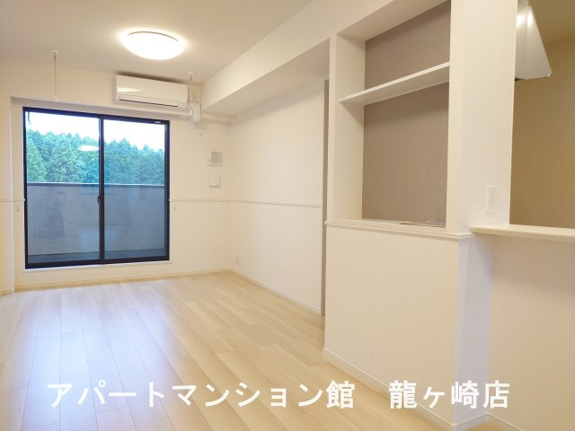 ポスト　フォルトナートＢの内装
