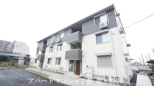 ライトパレスうずら野の外観