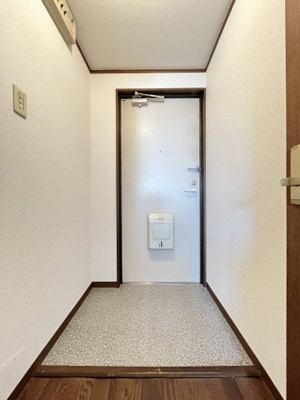 【玄関】 | サンロード白鷺