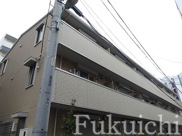 コルノリザイアの外観