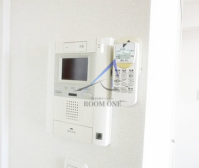 ＳＵＮ　ＣＲＥＳＣのセキュリティ|モニター付きインターホンです。