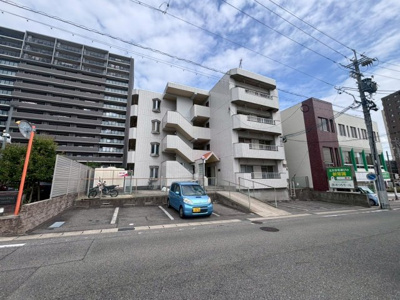 【駐車場】 | ベレッツァ白山