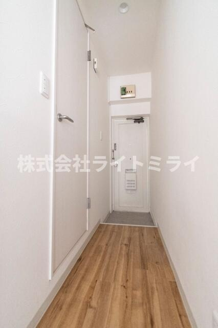 第一ななコーポの玄関| 