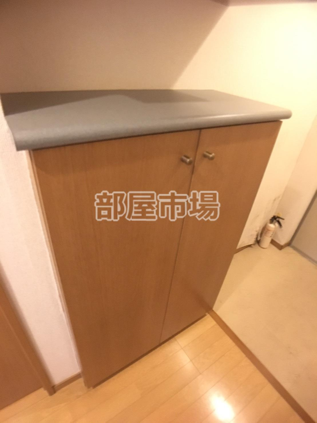 サンハイツ浅草の玄関|シューズボックス