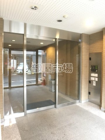 サンハイツ浅草のエントランス