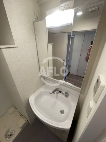 プレサンス新大阪ジェイズの独立洗面台|プレサンス新大阪ジェイズ　洗面台