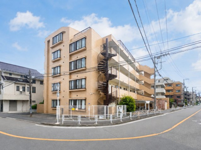【外観】 | コーラル根岸　根岸まで5分/庭付き/Reform物件/広々ＬＤＫ | ◆土・日・祝日は、当社スタッフによる現地案内会を実施しております。もちろん平日のご案内も可能です。お気軽にご相談ください！！