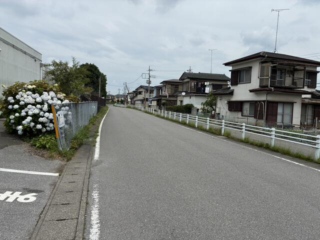 宇都宮市駒生町　160.37㎡　売地の周辺|西側前面道路