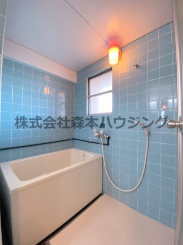 【浴室】 | 　奥野マンション | ゆったり過ごせるお風呂です