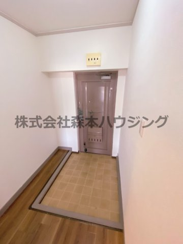 【玄関】 | 　奥野マンション | ゆったりとした玄関です