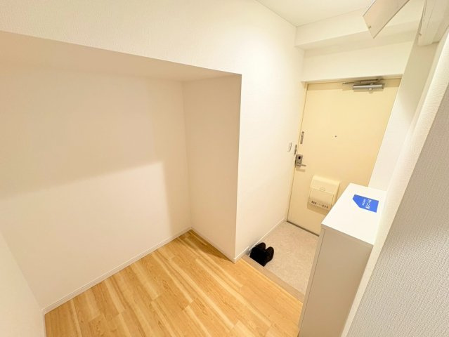 【玄関】 | NARABU六番館