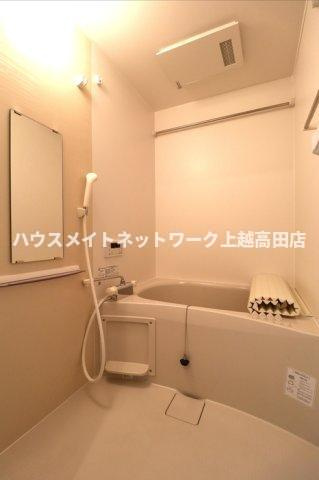 ピュア・リリアスⅢの浴室|追焚機能付