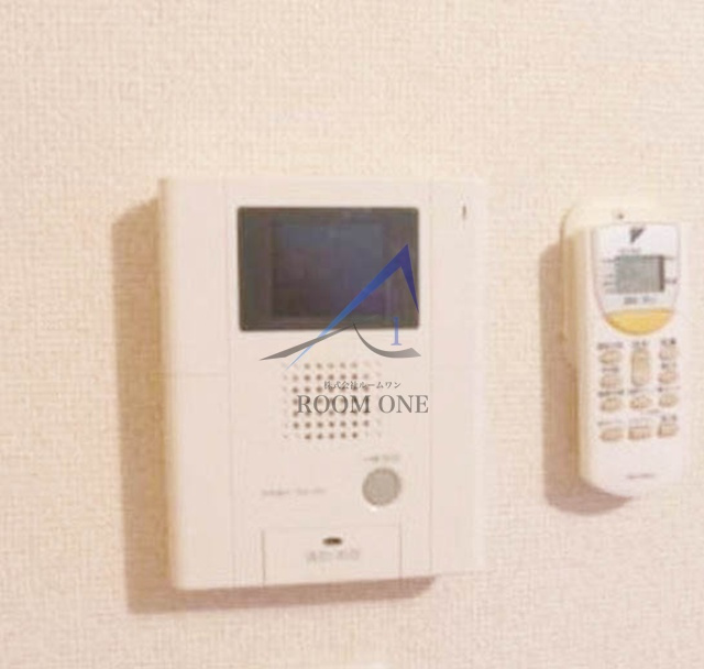 ドゥーエ青物横丁の設備|モニター付インターホンです。